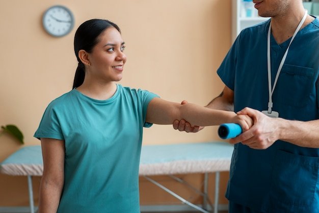 Best Physiotherapist in Sahibabad