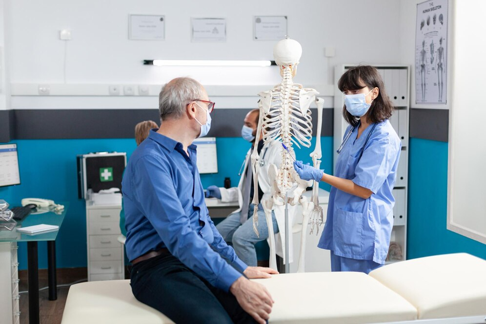 Best Bone and Nerve Specialist in Rajendra Nagar