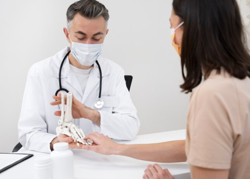 Best Bone and Nerve Pain Doctor in Rajendra Nagar